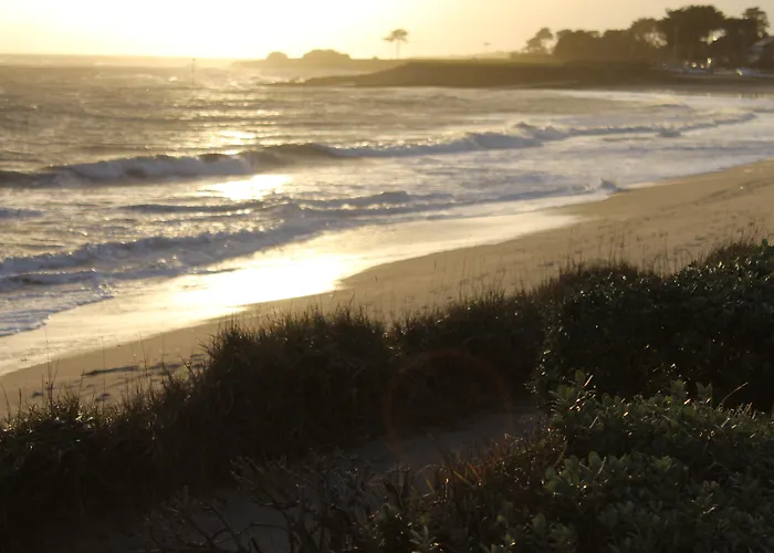 -- Hotel&Restaurant -- LES MOUETTES ----- Larmor Plage - Proche de LORIENT