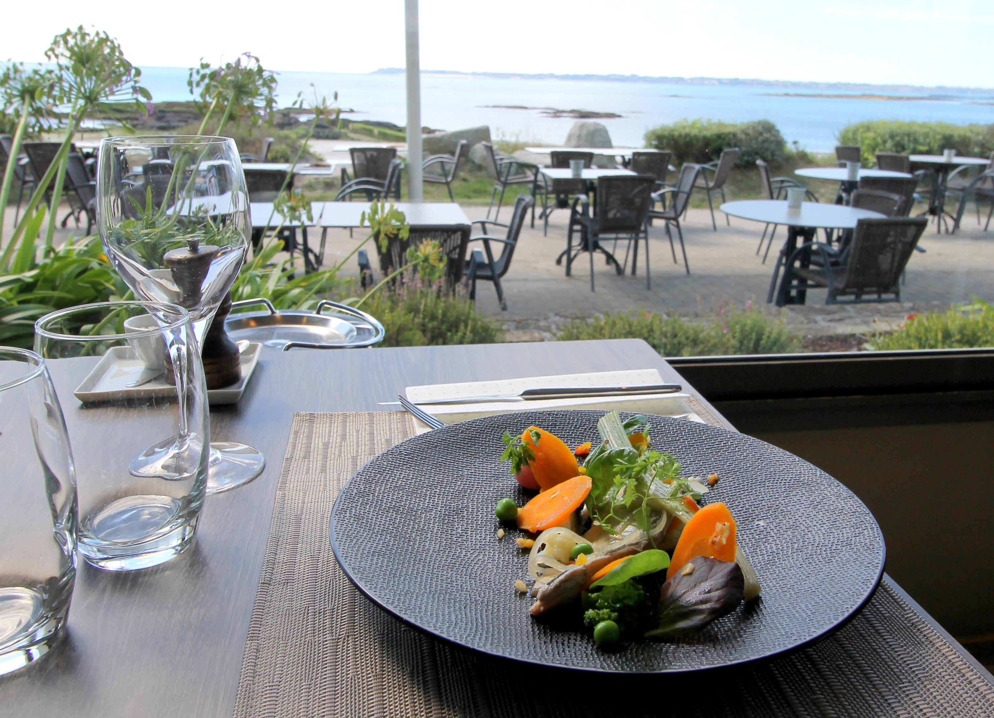 Hotel -- Hotel&restaurant -- Les Mouettes ----- - Proche De Lorient Larmor-Plage