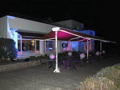 -- Hotel&restaurant -- Les Mouettes ----- - Proche De Lorient Hotel Larmor-Plage