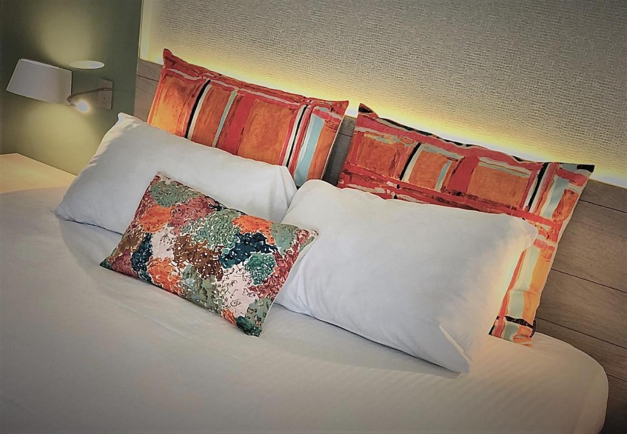 Hotel -- Hotel&restaurant -- Les Mouettes ----- - Proche De Lorient 3*